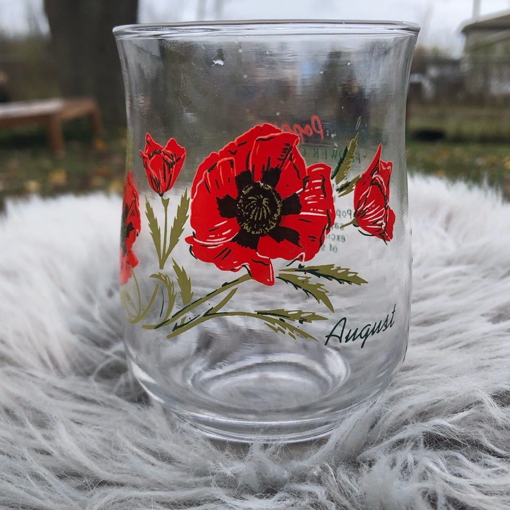 Dominion glass Poppy glass